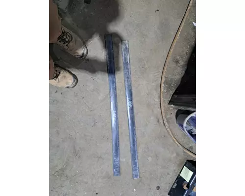 Miscellaneous Parts PETERBILT 388 Truck Salvage International Inc