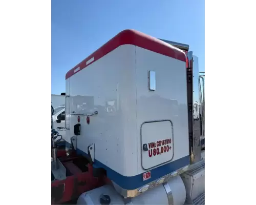 Peterbilt 388 Sleeper