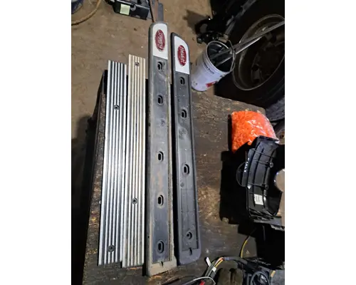 Door Panel (Trim) PETERBILT 388 Truck Salvage International Inc