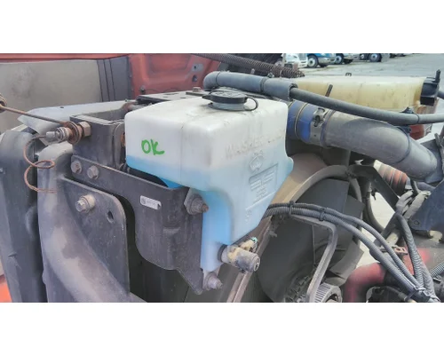 Windshield Washer Reservoir PETERBILT 388 LKQ Heavy Truck - Goodys