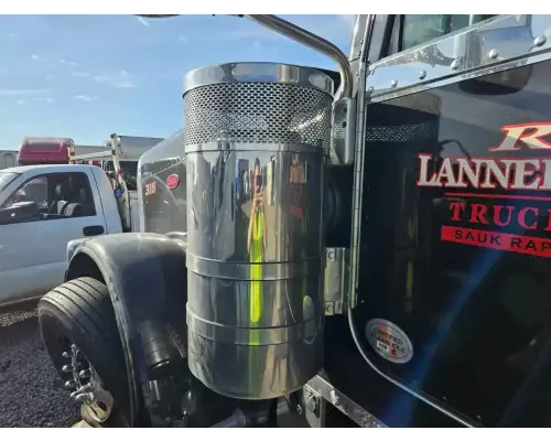 Peterbilt 389 Air Cleaner