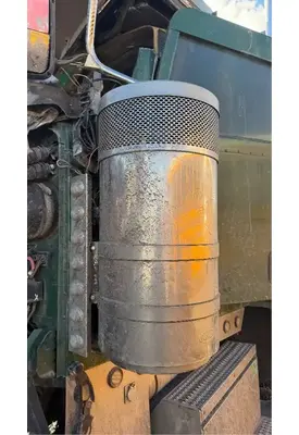 Peterbilt 389 Air Cleaner