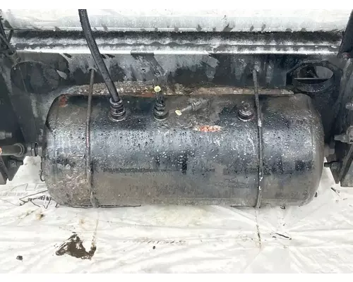 Peterbilt 389 Air Tank