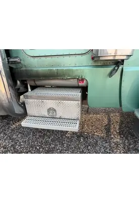 Peterbilt 389 Battery Box