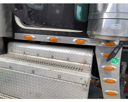 Body Parts, Misc. Peterbilt 389 Vander Haags Inc Cb