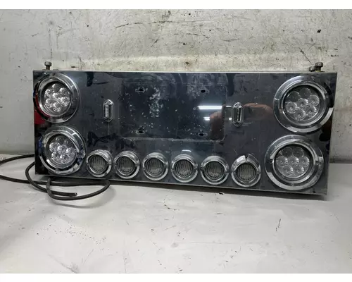 Peterbilt 389 Body, Misc. Parts