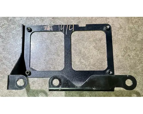 Brackets, Misc. PETERBILT 389 High Mountain Horsepower