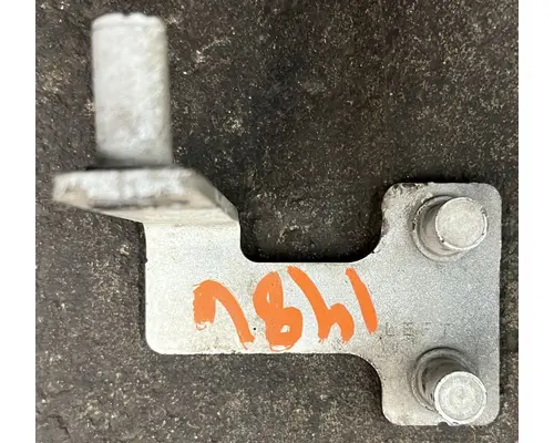 Brackets, Misc. PETERBILT 389 High Mountain Horsepower