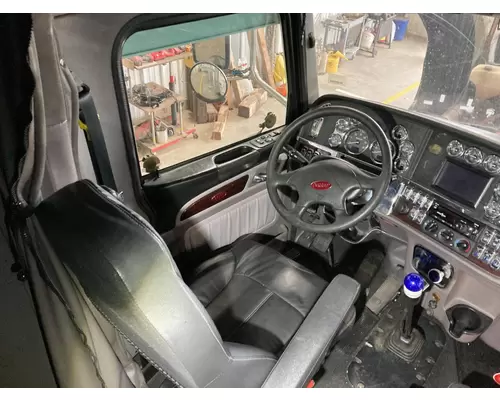 Peterbilt 389 Cab Assembly