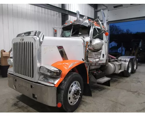 Cab PETERBILT 389 Dutchers Inc   Heavy Truck Div  Ny
