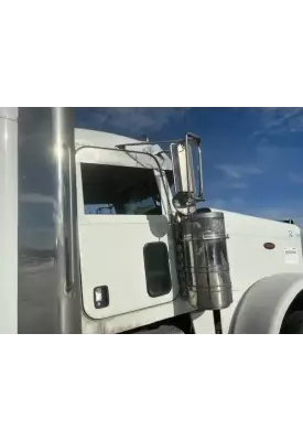 Peterbilt 389 Cab