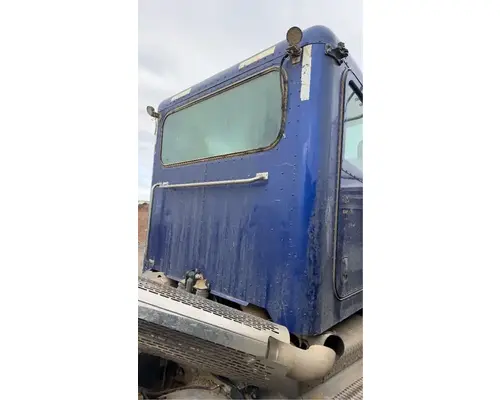 Peterbilt 389 Cab