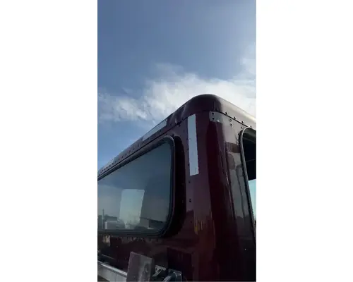 Peterbilt 389 Cab