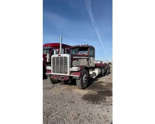 Peterbilt 389 Cab