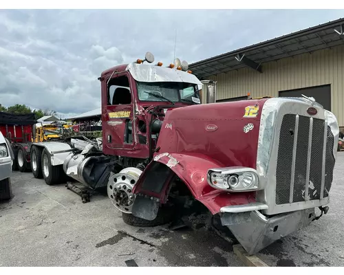 Complete Vehicle PETERBILT 389 Dutchers Inc   Heavy Truck Div  Ny