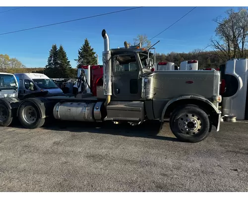Complete Vehicle PETERBILT 389 Dutchers Inc   Heavy Truck Div  Ny