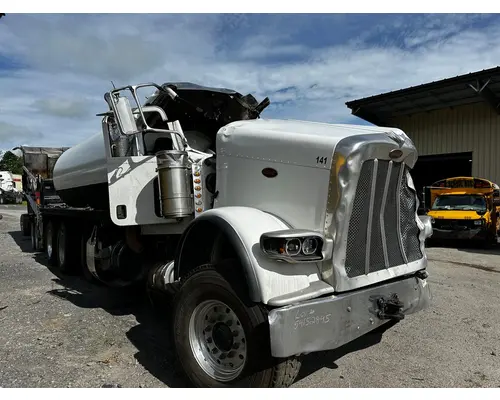 Complete Vehicle PETERBILT 389 Dutchers Inc   Heavy Truck Div  Ny