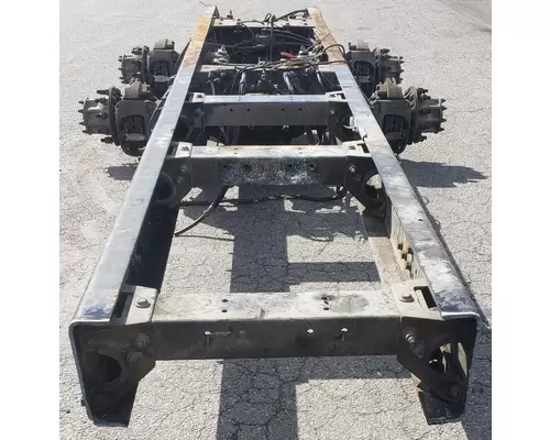 Cutoff Assembly (Complete With Axles) PETERBILT 389 High Mountain Horsepower