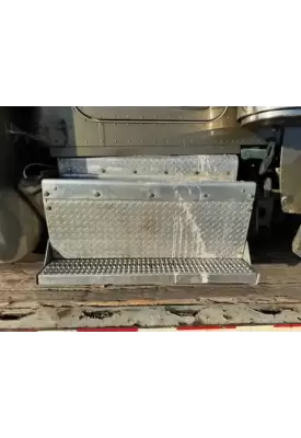 Peterbilt 389 DPF (Diesel Particulate Filter)