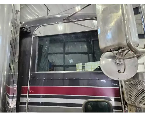 Peterbilt 389 Door Assembly, Front