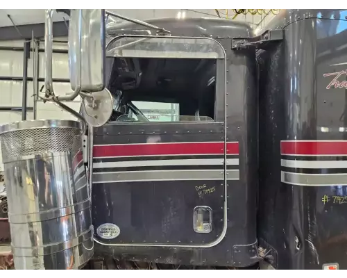 Peterbilt 389 Door Assembly, Front