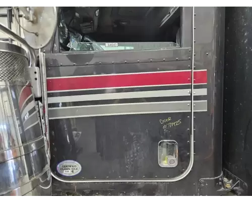 Peterbilt 389 Door Assembly, Front