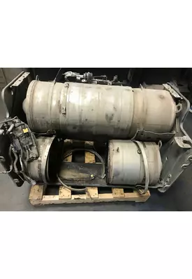 Peterbilt 389 Exhaust DPF Assembly