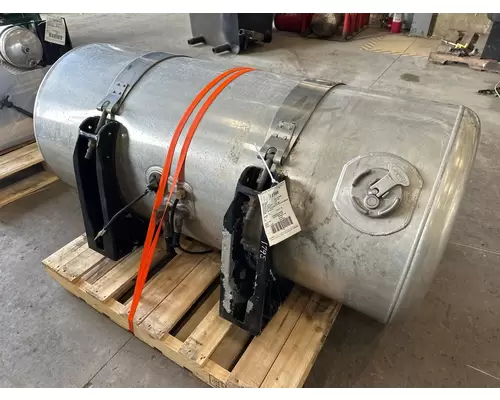 Fuel Tank PETERBILT 389 Dutchers Inc   Heavy Truck Div  Ny