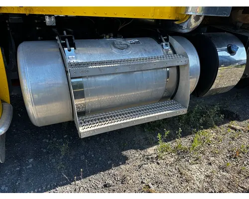 Fuel Tank PETERBILT 389 Dutchers Inc   Heavy Truck Div  Ny