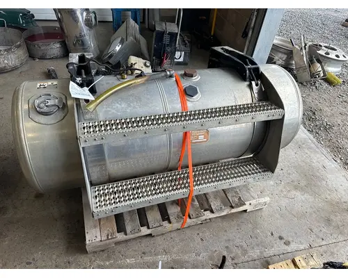 Fuel Tank PETERBILT 389 Dutchers Inc   Heavy Truck Div  Ny