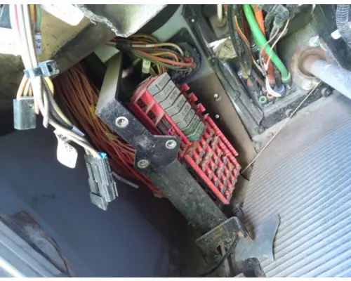Fuse Box Peterbilt 389 Vander Haags Inc Cb