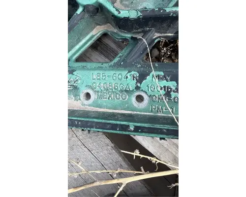 Peterbilt 389 Hood Hinge