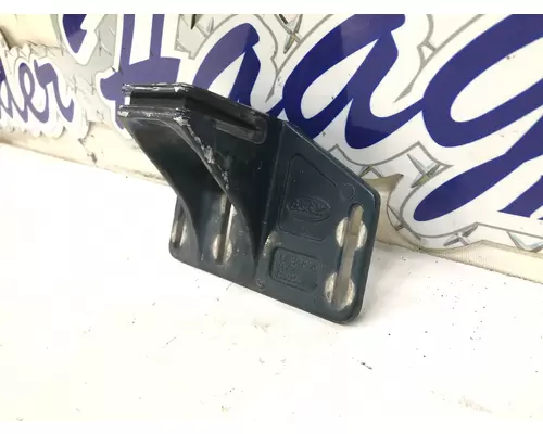 Peterbilt 389 Hood Rest