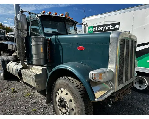 Hood PETERBILT 389 Dutchers Inc   Heavy Truck Div  Ny