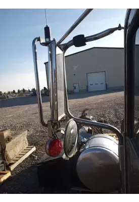 Peterbilt 389 Mirror (Side View)