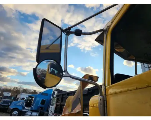 Mirror (Side View) Peterbilt 389 Complete Recycling Group LLC