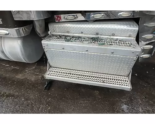 Muffler PETERBILT 389 Sam's Riverside Truck Parts Inc