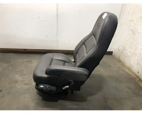 Peterbilt 389 Seat (non-Suspension)