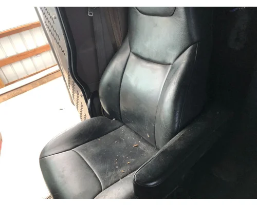 Seat, Front Peterbilt 389 Vander Haags Inc CB