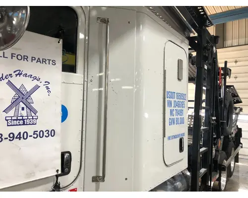Peterbilt 389 Sleeper Fairing