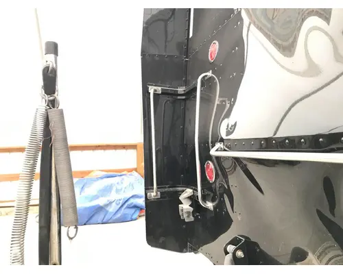 Peterbilt 389 Sleeper Fairing