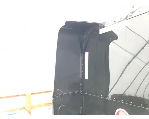 Peterbilt 389 Sleeper Fairing