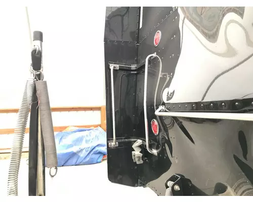 Peterbilt 389 Sleeper Fairing