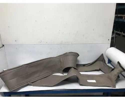 Peterbilt 389 Sleeper