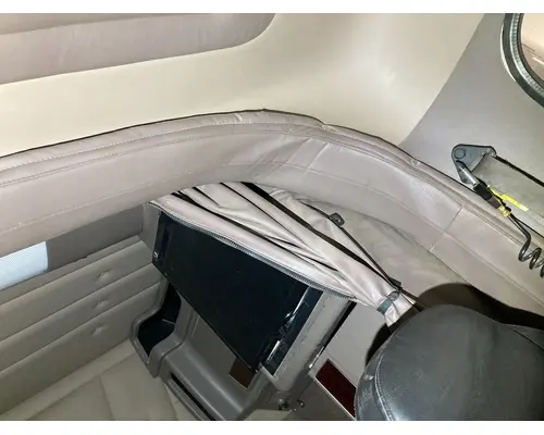 Peterbilt 389 Sleeper