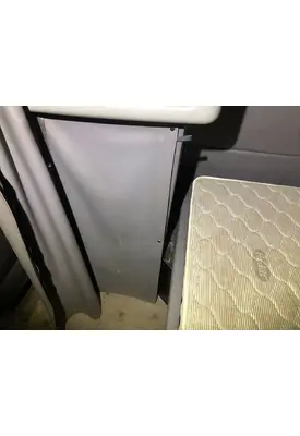 Peterbilt 389 Sleeper