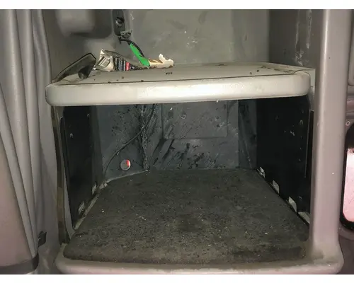 Sleeper Peterbilt 389 Vander Haags Inc Cb