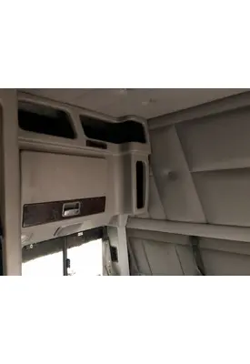 Peterbilt 389 Sleeper