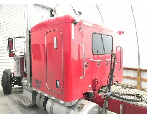 Peterbilt 389 Sleeper