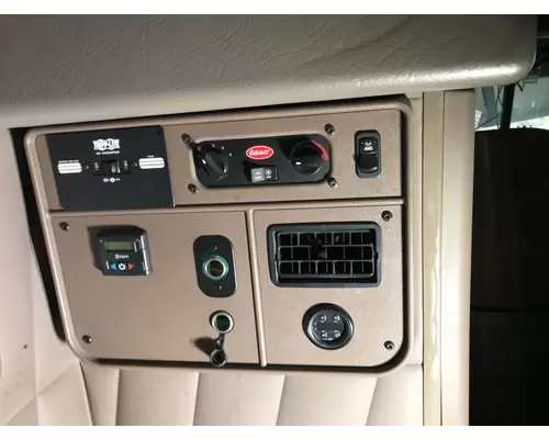 Peterbilt 389 Sleeper